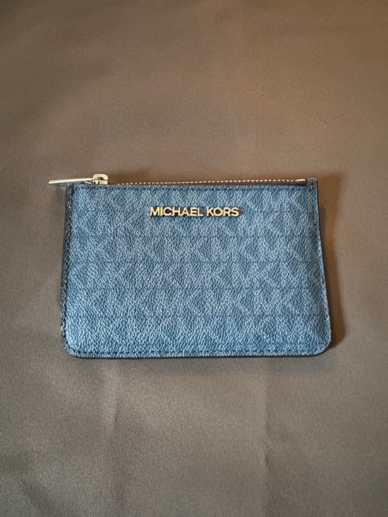 Michael Kors Handbags - Michael Kors Denim Blue Zip Card Pouch with Gold Logo